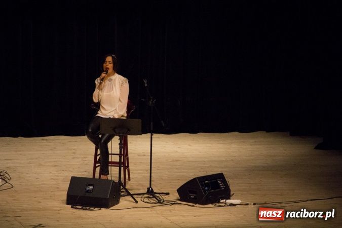 Zdjęcie w galerii na portalu naszraciborz.pl: Wręczono medale im. ks. Stefana Pieczki Unitas In Veritate wiadomości z regionu