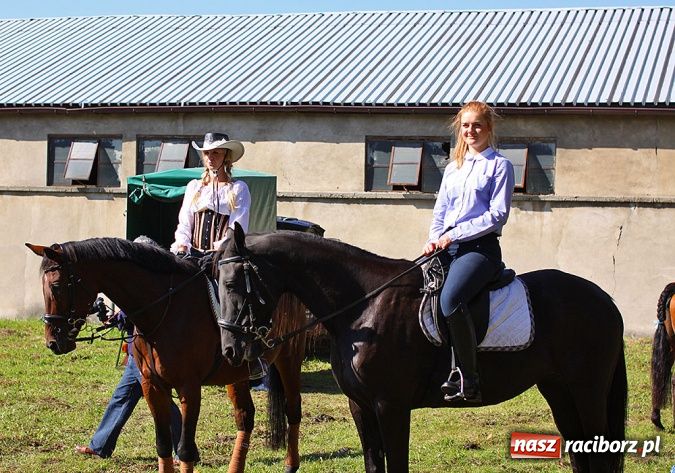 Zdjęcie w galerii na portalu naszraciborz.pl: W Krowiarkach żegnano lato Hubertusem wiadomości z regionu