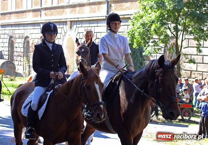 Zdjęcie w galerii na portalu naszraciborz.pl: W Krowiarkach żegnano lato Hubertusem wiadomości z regionu