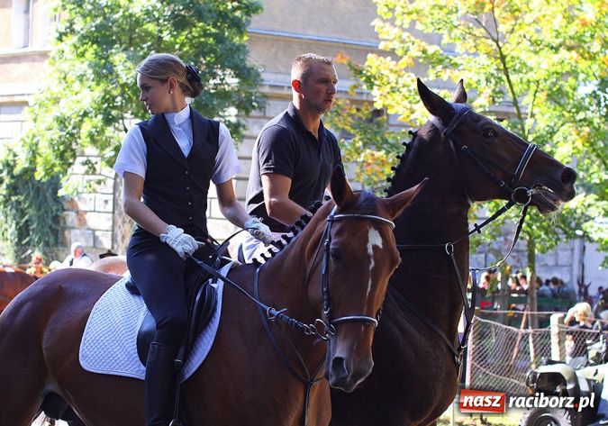 Zdjęcie w galerii na portalu naszraciborz.pl: W Krowiarkach żegnano lato Hubertusem wiadomości z regionu