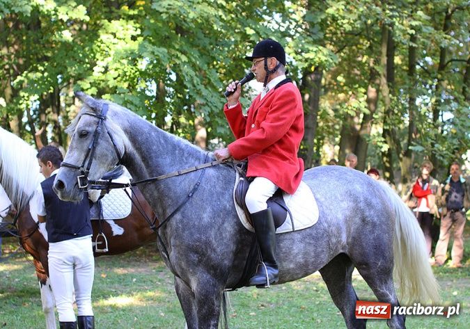 Zdjęcie w galerii na portalu naszraciborz.pl: W Krowiarkach żegnano lato Hubertusem wiadomości z regionu