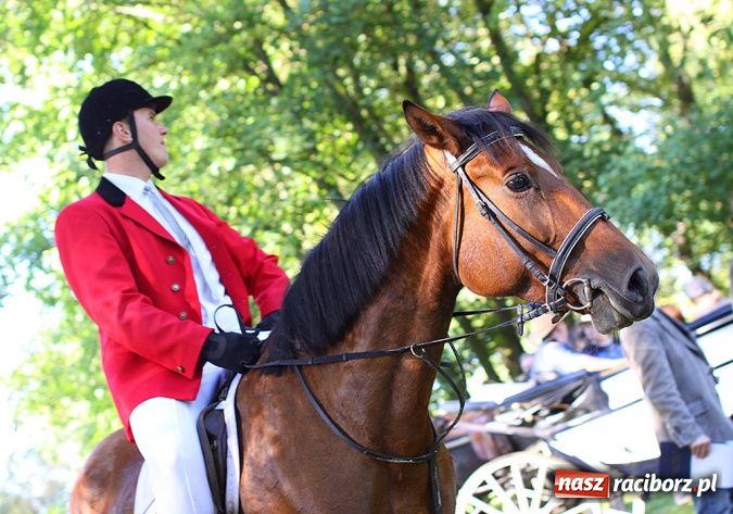 Zdjęcie w galerii na portalu naszraciborz.pl: W Krowiarkach żegnano lato Hubertusem wiadomości z regionu