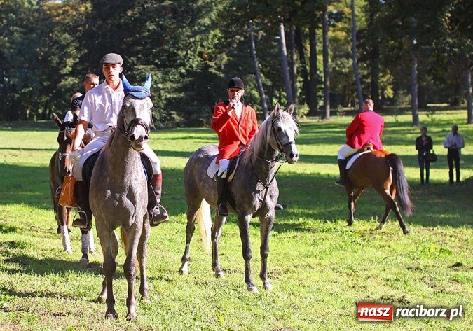 Zdjęcie w galerii na portalu naszraciborz.pl: W Krowiarkach żegnano lato Hubertusem wiadomości z regionu