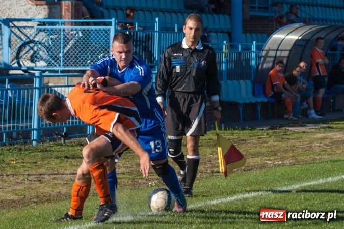 Zdjęcie w galerii na portalu naszraciborz.pl: Jak nie strzelisz, to dostaniesz wiadomości z regionu