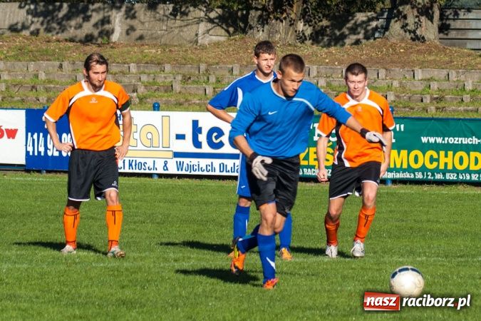 Zdjęcie w galerii na portalu naszraciborz.pl: Jak nie strzelisz, to dostaniesz wiadomości z regionu