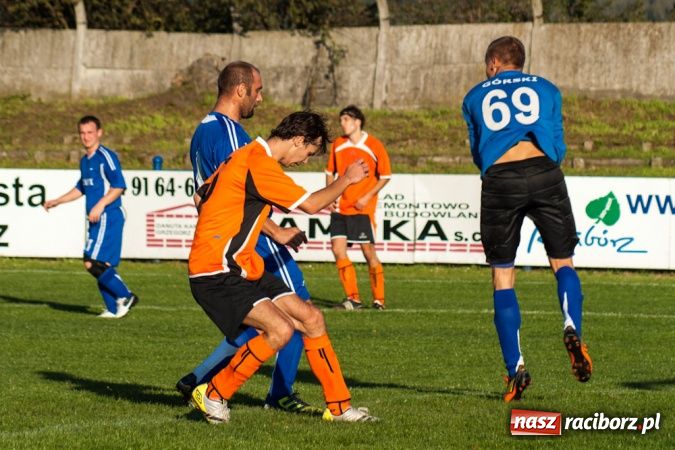 Zdjęcie w galerii na portalu naszraciborz.pl: Jak nie strzelisz, to dostaniesz wiadomości z regionu