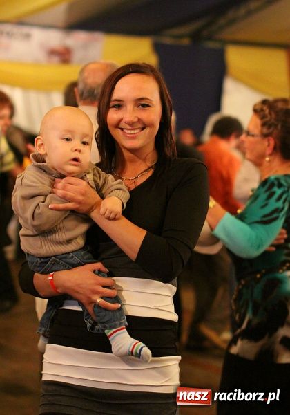 Zdjęcie w galerii na portalu naszraciborz.pl: Lista śląskich szlagierów w Szymocicach wiadomości z regionu