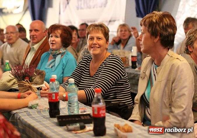 Zdjęcie w galerii na portalu naszraciborz.pl: Lista śląskich szlagierów w Szymocicach wiadomości z regionu