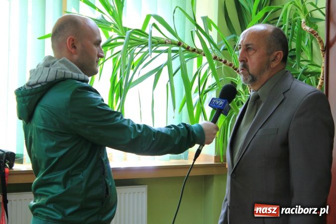 Zdjęcie w galerii na portalu naszraciborz.pl: Hokeiści będą studiować w Raciborzu wiadomości z regionu