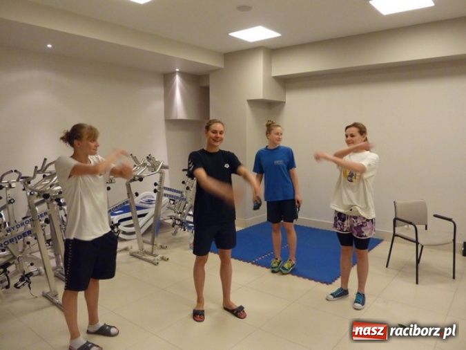 Zdjęcie w galerii na portalu naszraciborz.pl: Pływanie: zawodnicy rozpoczęli nowy rok wiadomości z regionu