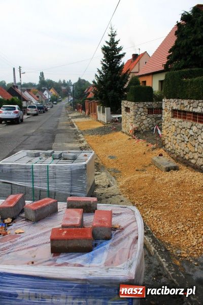 Zdjęcie w galerii na portalu naszraciborz.pl: Nie widać końca remontu na Osiedleńczej wiadomości z regionu