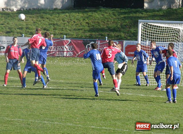 Zdjęcie w galerii na portalu naszraciborz.pl: Trzy punkty po straszliwej walce wiadomości z regionu