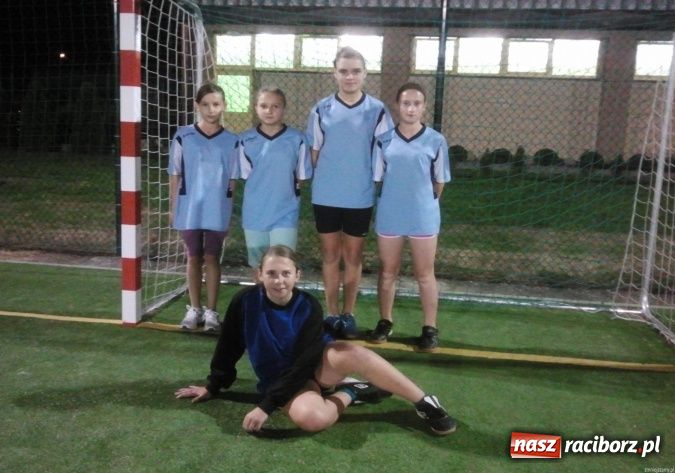 Zdjęcie w galerii na portalu naszraciborz.pl: Nocny turniej piłkarski w Pawłowie wiadomości z regionu