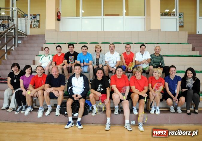 Zdjęcie w galerii na portalu naszraciborz.pl: Mistrzostwa powiatu w badmintonie wiadomości z regionu