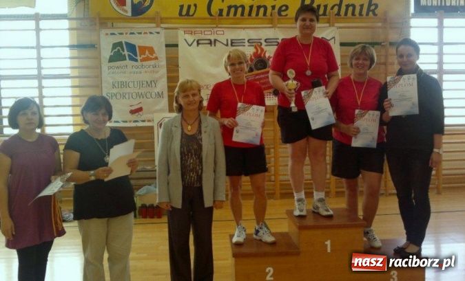 Zdjęcie w galerii na portalu naszraciborz.pl: Mistrzostwa powiatu w badmintonie wiadomości z regionu
