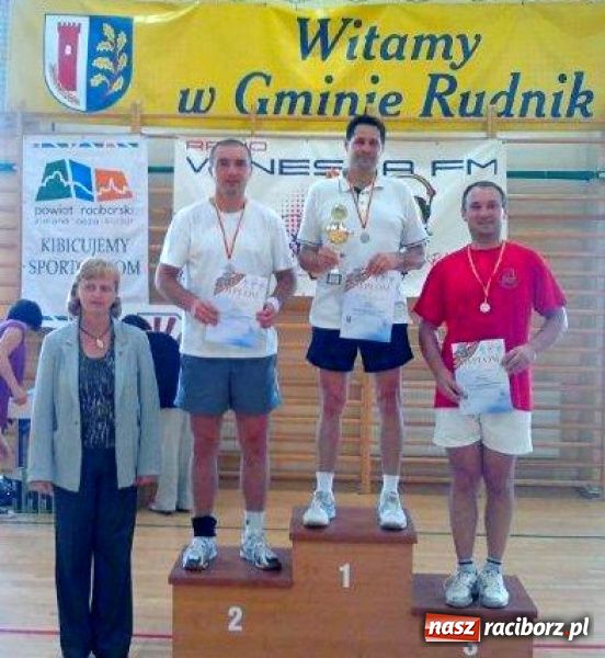 Zdjęcie w galerii na portalu naszraciborz.pl: Mistrzostwa powiatu w badmintonie wiadomości z regionu