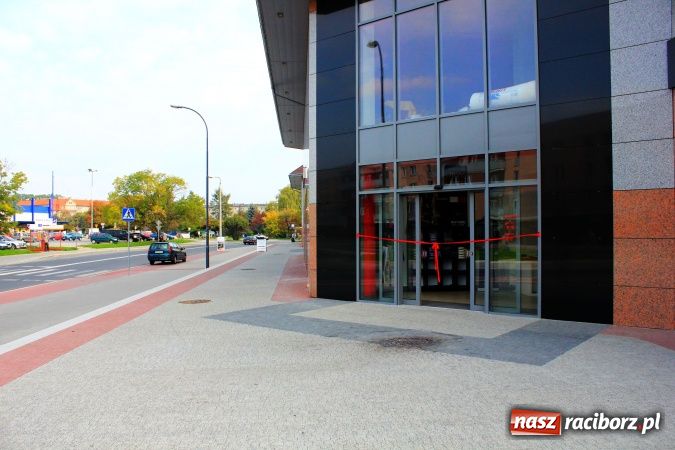 Zdjęcie w galerii na portalu naszraciborz.pl: Salon, w którym powinieneś się ubierać wiadomości z regionu