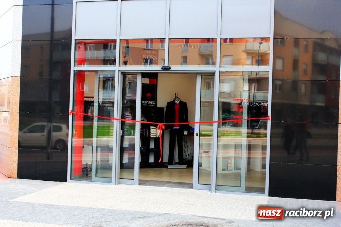 Zdjęcie w galerii na portalu naszraciborz.pl: Salon, w którym powinieneś się ubierać wiadomości z regionu