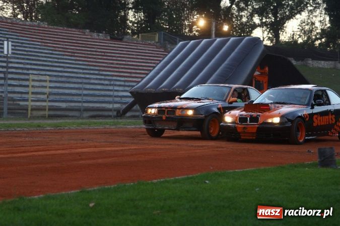 Zdjęcie w galerii na portalu naszraciborz.pl: Kaskaderskie show na stadionie OSiR-u wiadomości z regionu