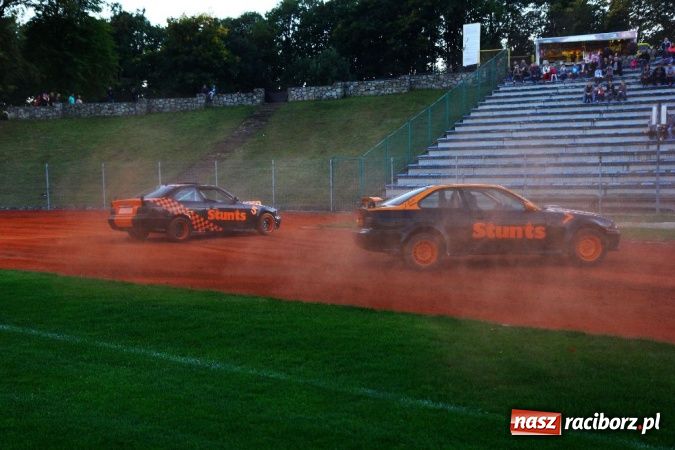 Zdjęcie w galerii na portalu naszraciborz.pl: Kaskaderskie show na stadionie OSiR-u wiadomości z regionu