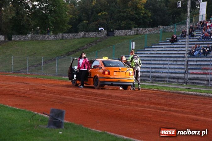 Zdjęcie w galerii na portalu naszraciborz.pl: Kaskaderskie show na stadionie OSiR-u wiadomości z regionu
