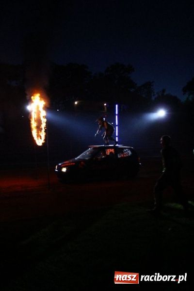 Zdjęcie w galerii na portalu naszraciborz.pl: Kaskaderskie show na stadionie OSiR-u wiadomości z regionu