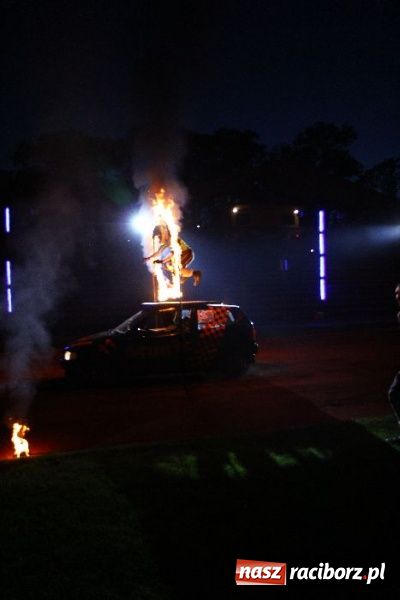 Zdjęcie w galerii na portalu naszraciborz.pl: Kaskaderskie show na stadionie OSiR-u wiadomości z regionu