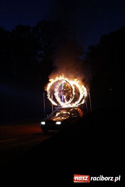 Zdjęcie w galerii na portalu naszraciborz.pl: Kaskaderskie show na stadionie OSiR-u wiadomości z regionu