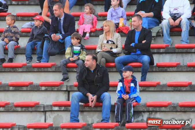 Zdjęcie w galerii na portalu naszraciborz.pl: Kaskaderskie show na stadionie OSiR-u wiadomości z regionu