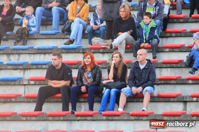 Zdjęcie w galerii na portalu naszraciborz.pl: Kaskaderskie show na stadionie OSiR-u wiadomości z regionu