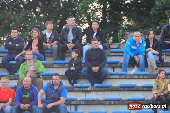 Zdjęcie w galerii na portalu naszraciborz.pl: Kaskaderskie show na stadionie OSiR-u wiadomości z regionu