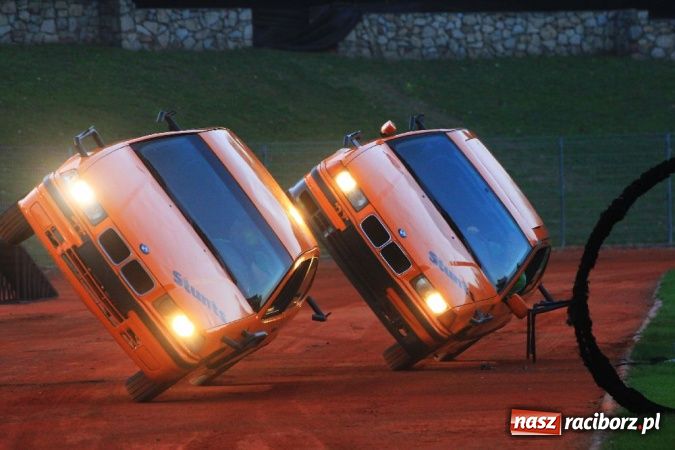 Zdjęcie w galerii na portalu naszraciborz.pl: Kaskaderskie show na stadionie OSiR-u wiadomości z regionu