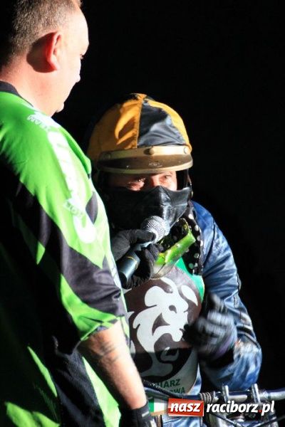 Zdjęcie w galerii na portalu naszraciborz.pl: Kaskaderskie show na stadionie OSiR-u wiadomości z regionu