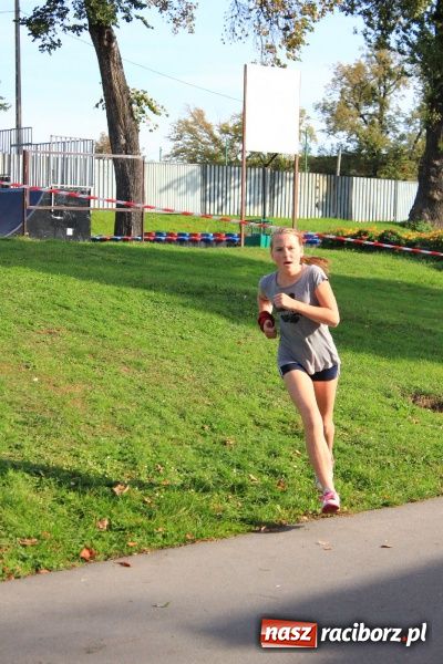 Zdjęcie w galerii na portalu naszraciborz.pl: Finał miejski Sztafetowych Biegów Przełajowych wiadomości z regionu