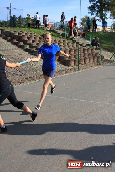 Zdjęcie w galerii na portalu naszraciborz.pl: Finał miejski Sztafetowych Biegów Przełajowych wiadomości z regionu