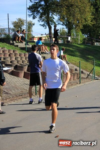 Zdjęcie w galerii na portalu naszraciborz.pl: Finał miejski Sztafetowych Biegów Przełajowych wiadomości z regionu