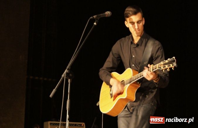 Zdjęcie w galerii na portalu naszraciborz.pl: Piotr Lisiecki dał koncert w RCK-u przy Chopina wiadomości z regionu