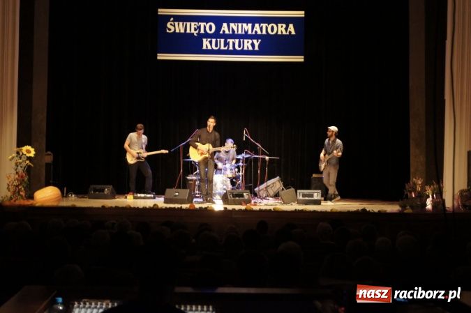 Zdjęcie w galerii na portalu naszraciborz.pl: Piotr Lisiecki dał koncert w RCK-u przy Chopina wiadomości z regionu