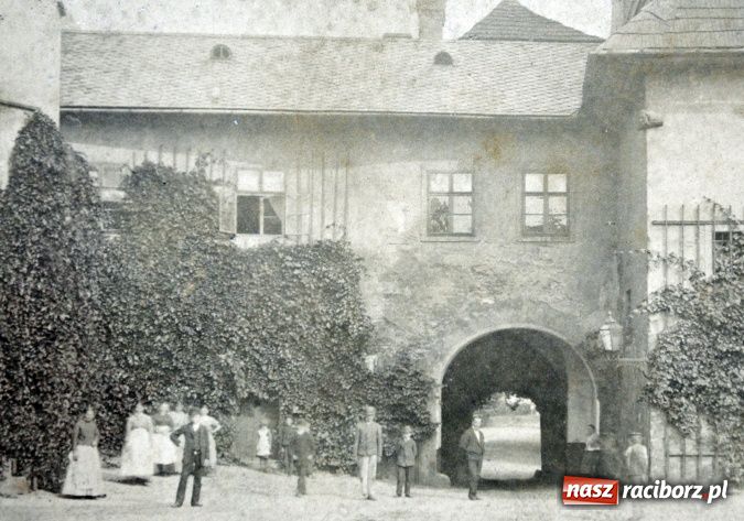 Zdjęcie w galerii na portalu naszraciborz.pl: Tajemnica głowy Tatara z raciborskiego zamku wiadomości z regionu