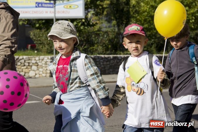 Zdjęcie w galerii na portalu naszraciborz.pl: Polsko-czeski happening na raciborskim Rynku wiadomości z regionu