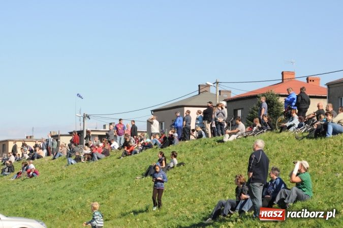 Zdjęcie w galerii na portalu naszraciborz.pl: Wielkie latanie nad Ulgą wiadomości z regionu