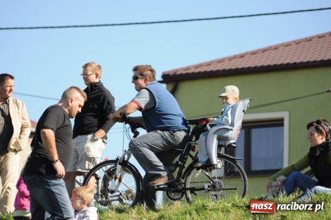 Zdjęcie w galerii na portalu naszraciborz.pl: Wielkie latanie nad Ulgą wiadomości z regionu