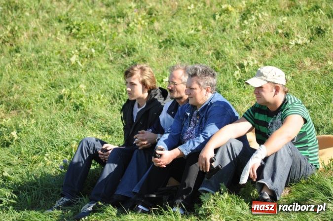 Zdjęcie w galerii na portalu naszraciborz.pl: Wielkie latanie nad Ulgą wiadomości z regionu