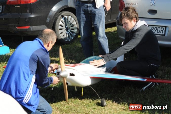 Zdjęcie w galerii na portalu naszraciborz.pl: Wielkie latanie nad Ulgą wiadomości z regionu