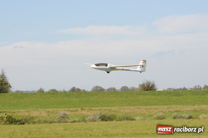 Zdjęcie w galerii na portalu naszraciborz.pl: Wielkie latanie nad Ulgą wiadomości z regionu