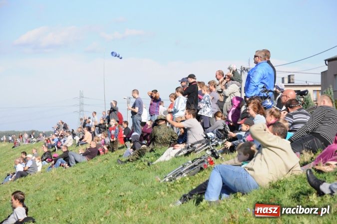 Zdjęcie w galerii na portalu naszraciborz.pl: Wielkie latanie nad Ulgą wiadomości z regionu