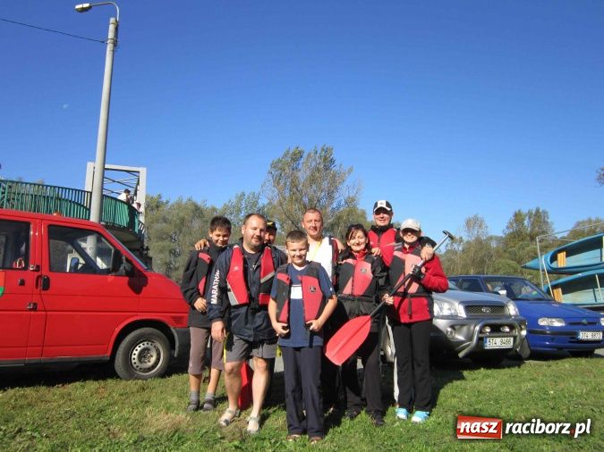 Zdjęcie w galerii na portalu naszraciborz.pl: Finał sezonu wodniaków na Meandrach Odry wiadomości z regionu