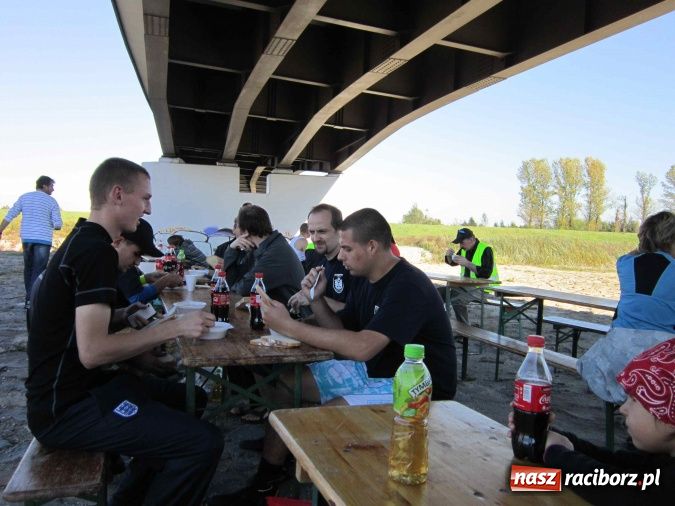 Zdjęcie w galerii na portalu naszraciborz.pl: Finał sezonu wodniaków na Meandrach Odry wiadomości z regionu