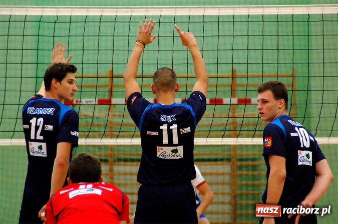 Zdjęcie w galerii na portalu naszraciborz.pl: Pewna wygrana AZS Rafako z Bielawianką wiadomości z regionu
