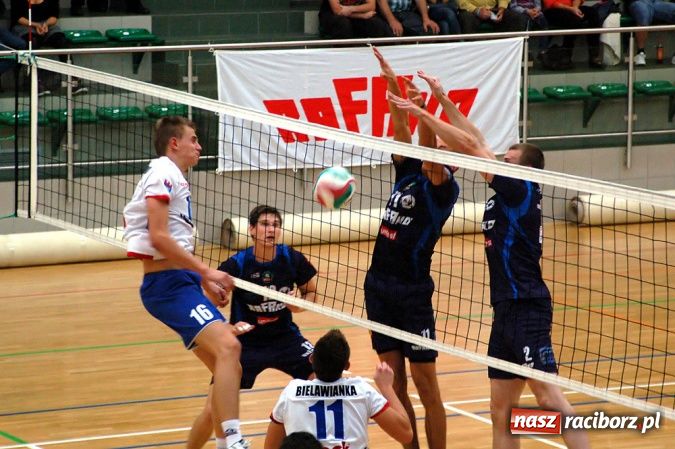 Zdjęcie w galerii na portalu naszraciborz.pl: Pewna wygrana AZS Rafako z Bielawianką wiadomości z regionu